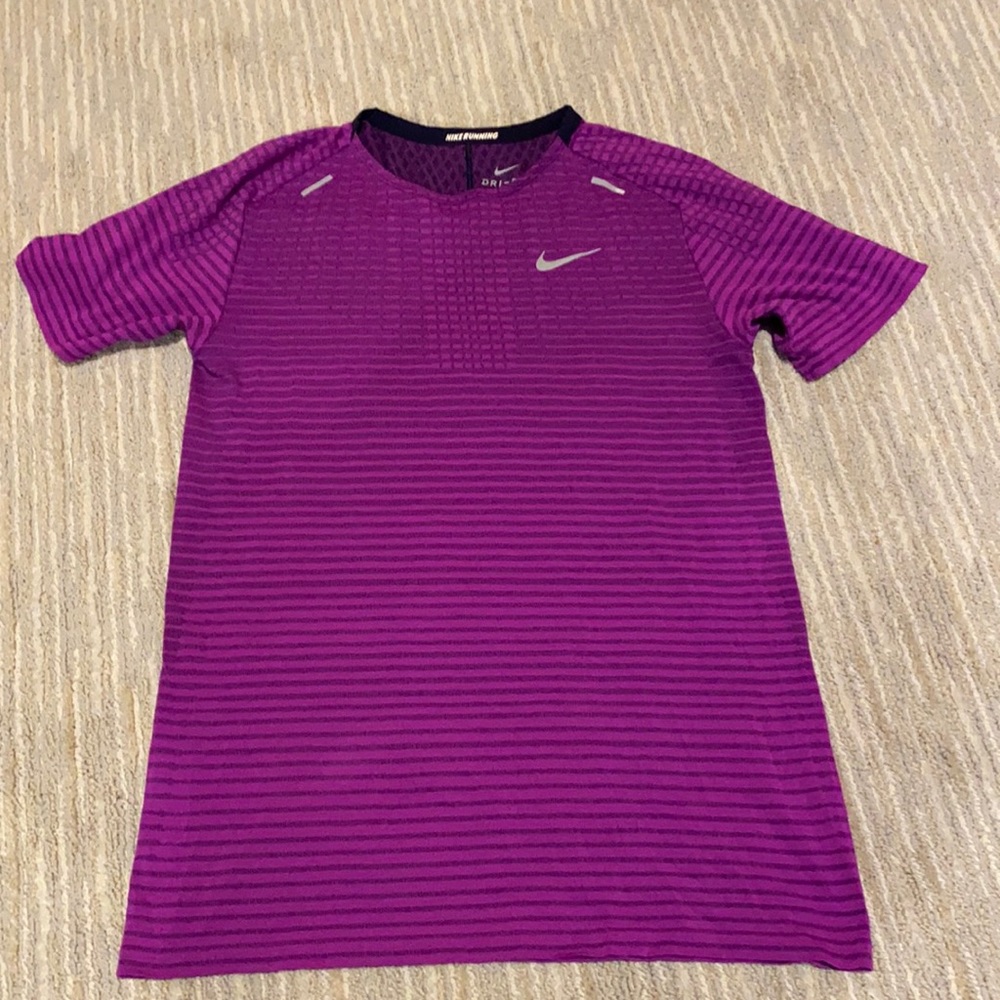 Nike men’s dri-fit running T shirt size small